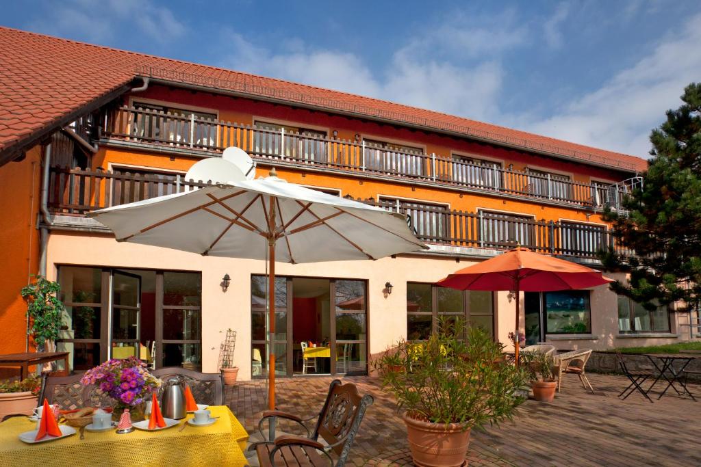 Gallery image of Hotels Green Lemon Garni – Haus Krähenhütte in Bad Sulza