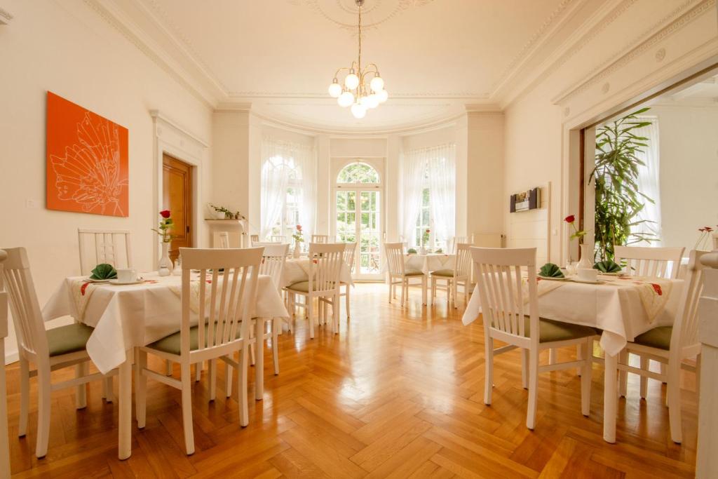 Aparthotel Villa Freisleben - Resim 10