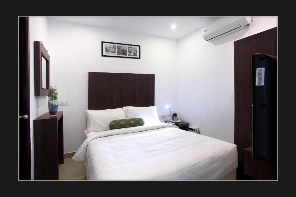 Blu Ivy Serviced Apartments - Anna Nagar - Housity