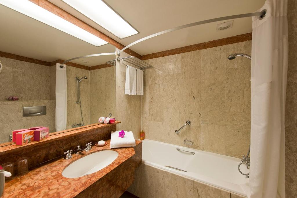 
Standard King Room - High Floor
