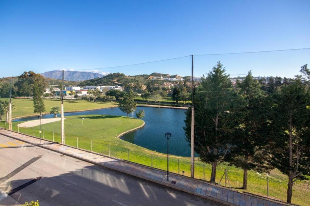 3 bed apartment front line La Noria golf - Housity