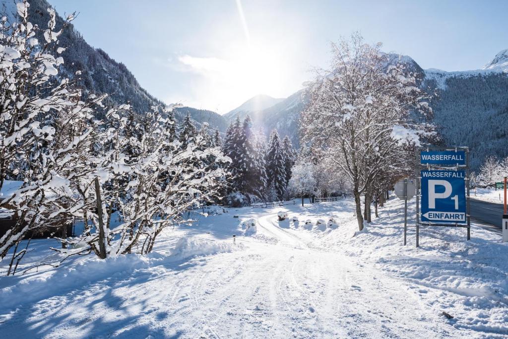 Hotel Krimmlerfälle v zime
