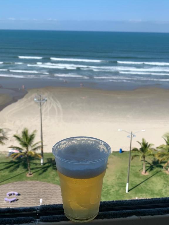  Apto Frontal ao Mar com Internet e TV