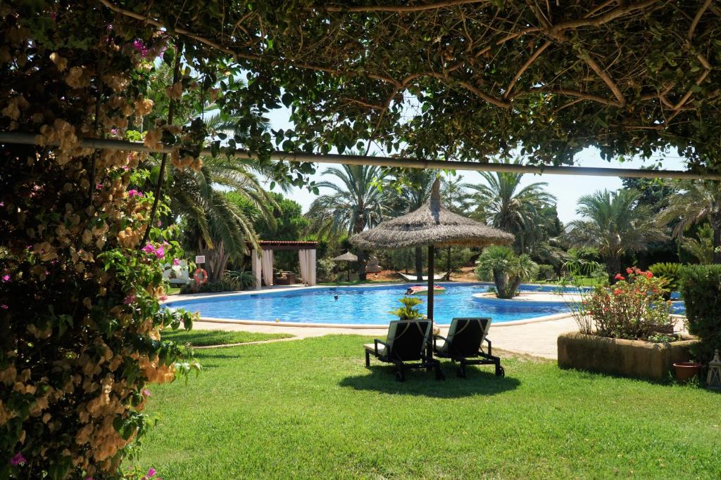 Bazén v ubytování Agroturismo Finca Sa Tanca nebo v jeho okolí