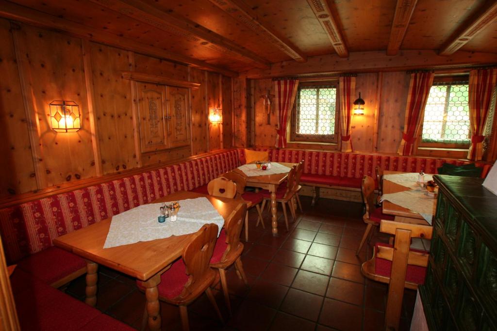 Posezení v ubytování Hotel Engl