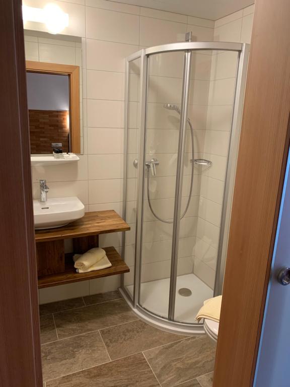 Koupelna v ubytování Hotel Engl