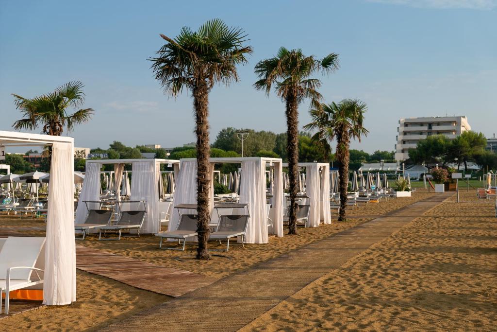 Фотография из галереи Aparthotel Holiday в Бибионе