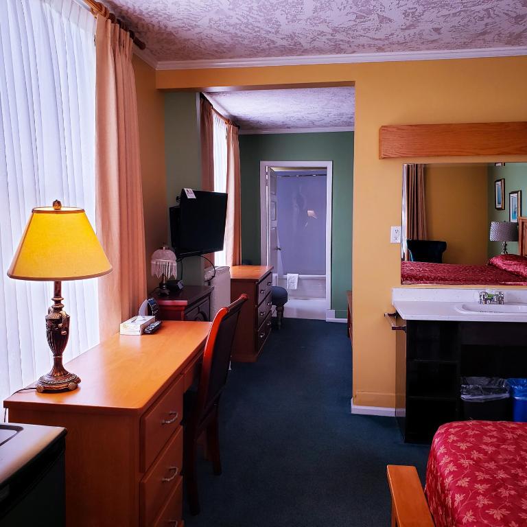 James Bay Inn Hotel, Suites & Cottage - Resim 3