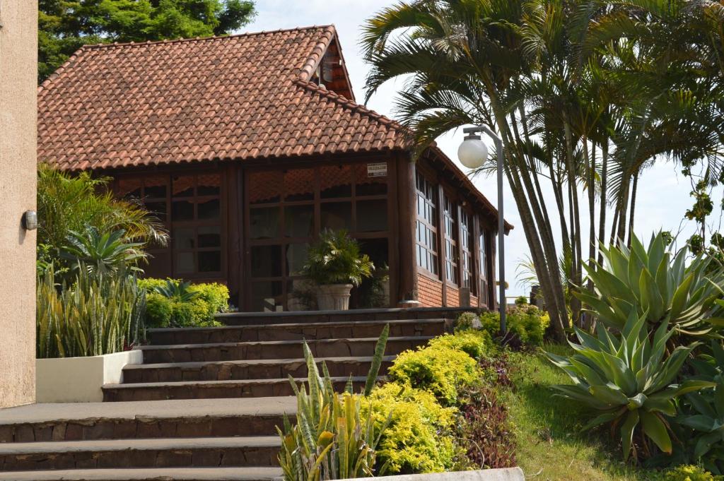  Hotel Lago das Pedras
