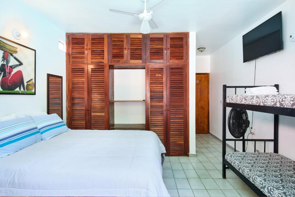  Zen House Ubatuba Hostel