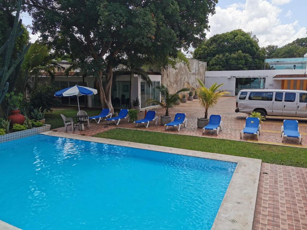 Bazén v ubytování Hotel Las Dalias Inn nebo v jeho okolí