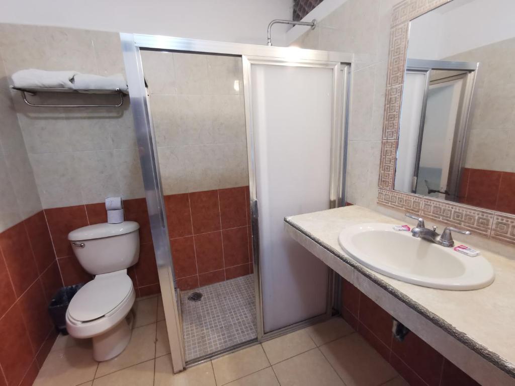 Koupelna v ubytování Hotel Las Dalias Inn