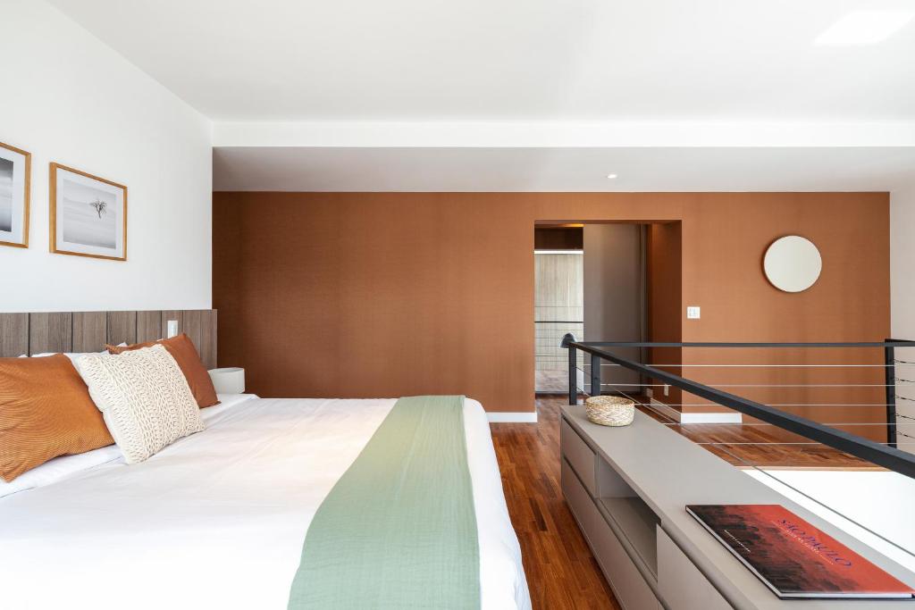  Duplex completo com terraço privativo - Jardim Paulista