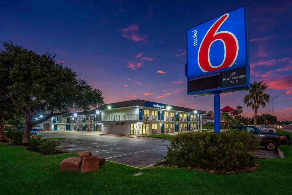 Motel 6-College Station, TX - Bryan in Bryan