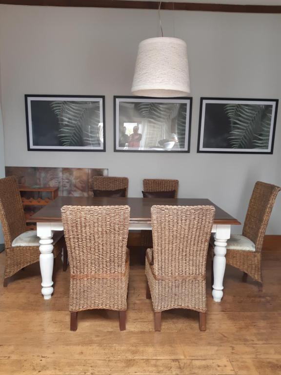 Posezení v ubytování Sunseeker Lodge