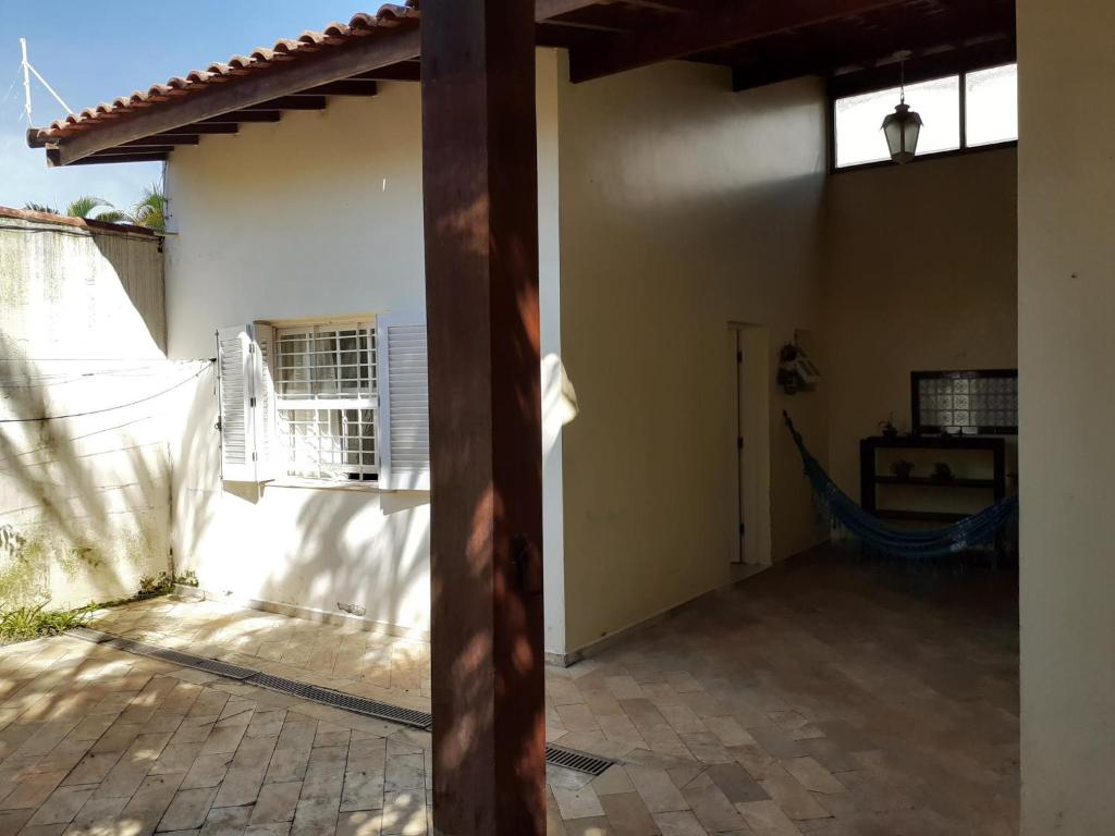  Chalé na praia com Jardim Exuberante