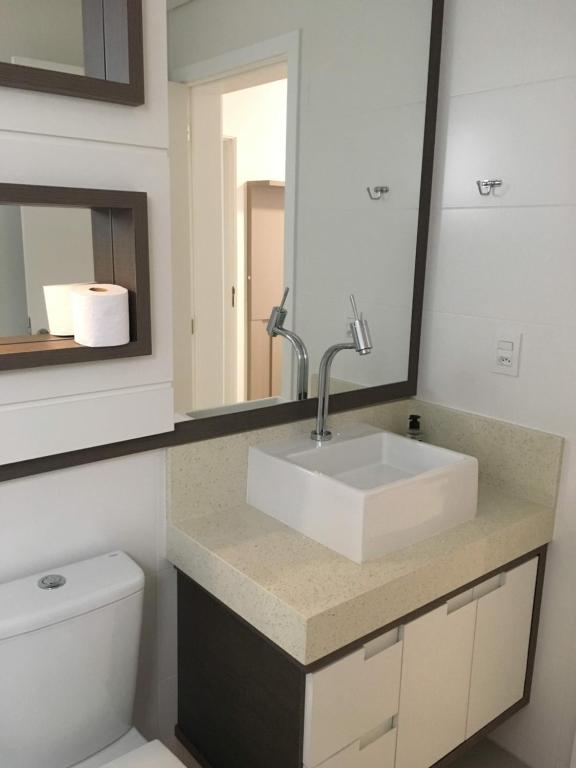  Cobertura de alto padrão com Jacuzzi privativa