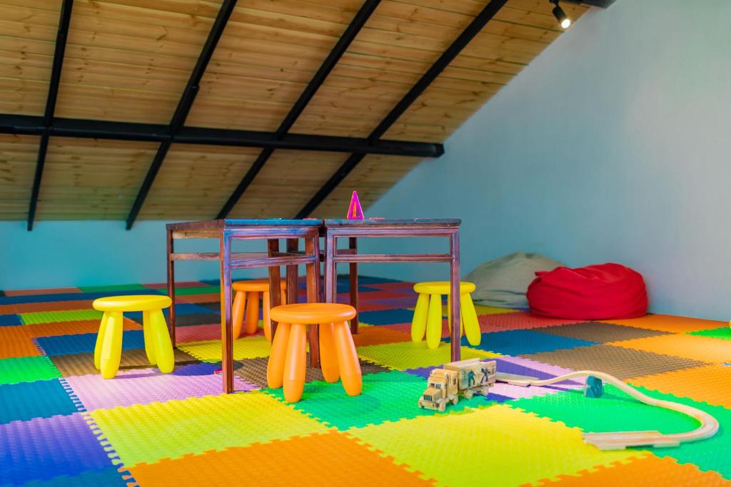 Dětský klub v ubytování Enshi Grand Canyon Yutan Muyun Guesthouse