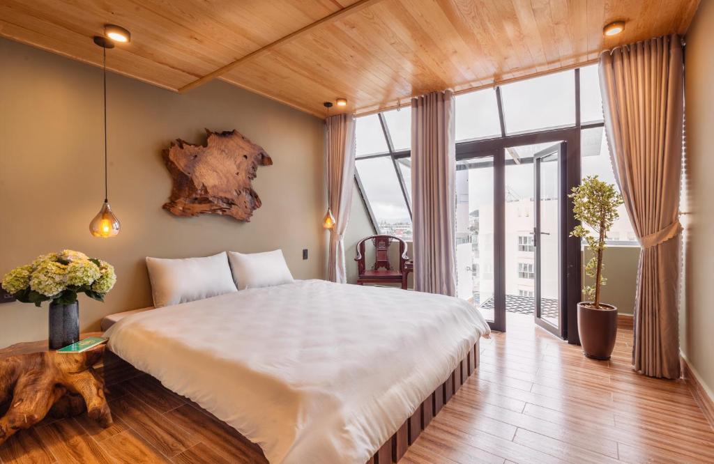 Pi Boutique Hotel - 12