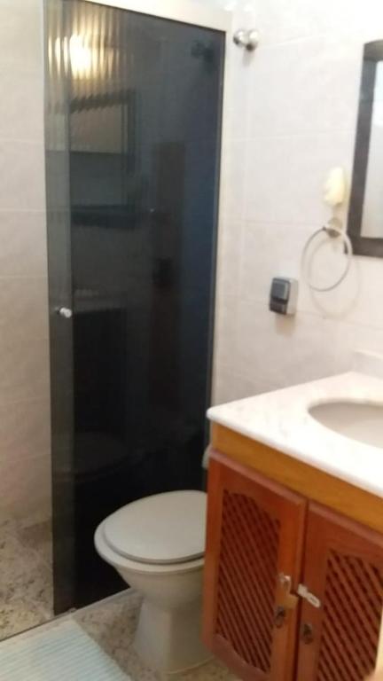  Apartamento Guarujá - Enseada - máx 10 pessoas - 400 metros da praia