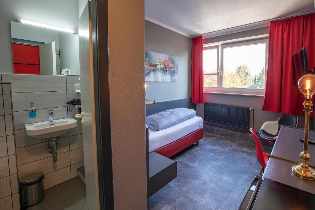 Hotel Mecklenheide - Resim 18