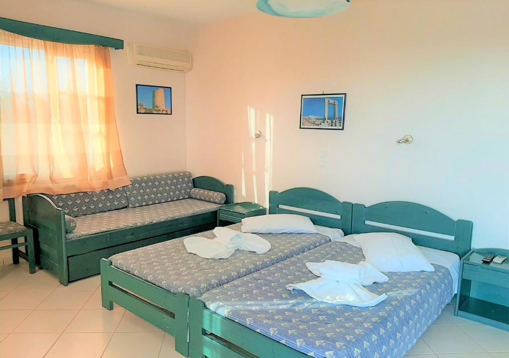 Posezení v ubytování Joanna's Rooms on the Beach