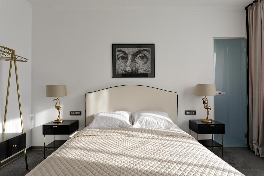 The Square Hotel - Resim 11