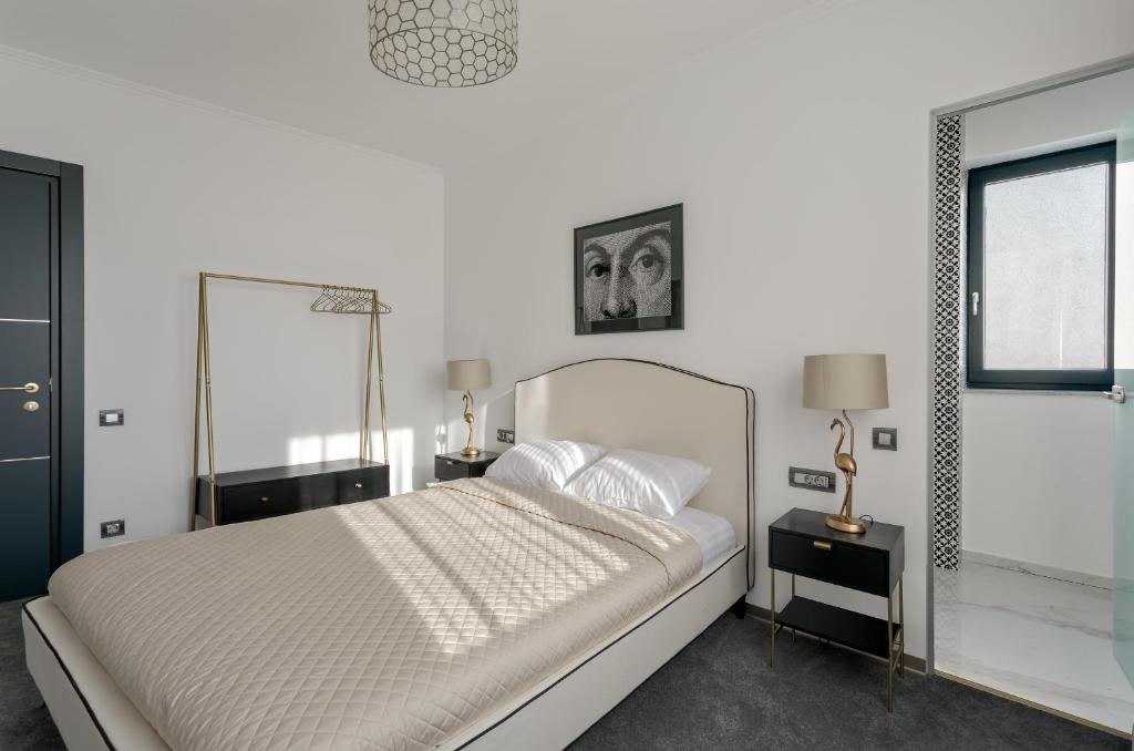 The Square Hotel - Resim 12