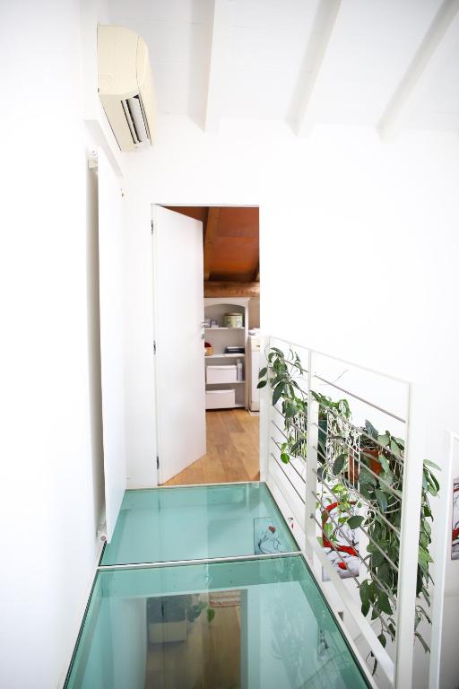 A kitchen or kitchenette at La Casina
