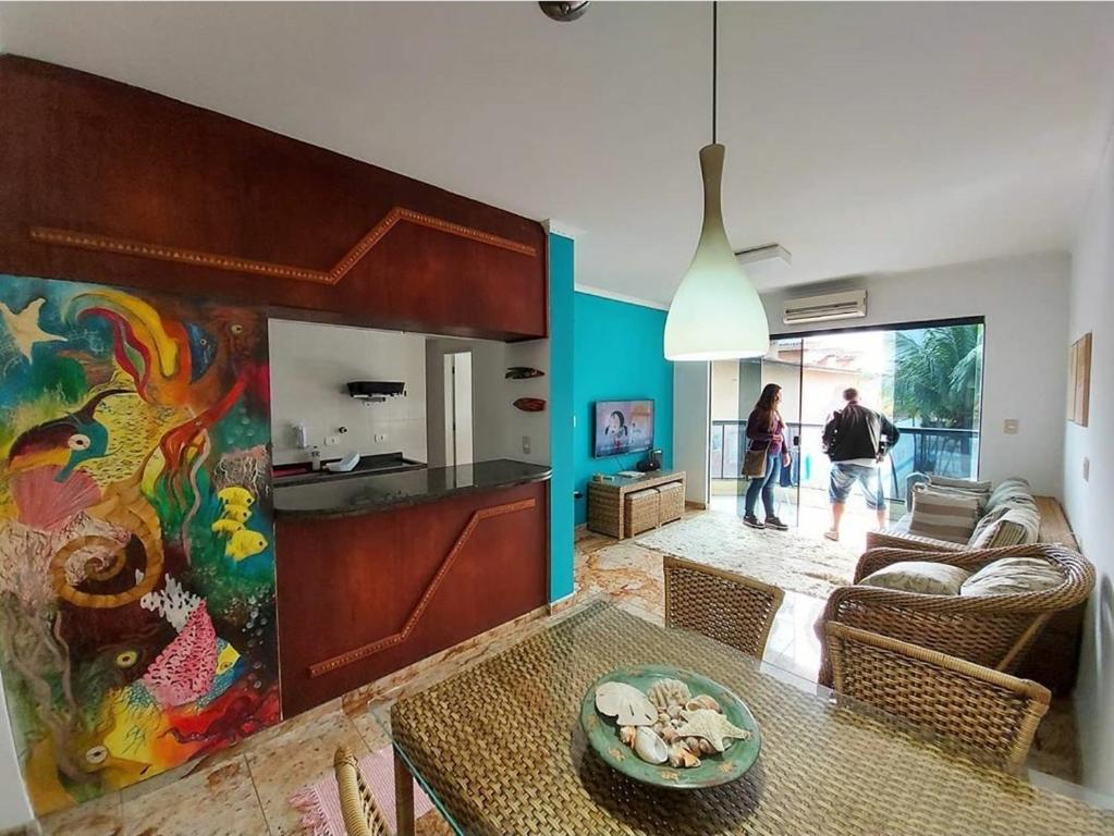  APARTAMENTO GUARUJA ENSEADA 3 DORM