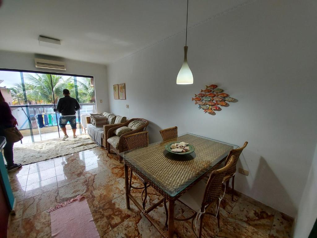  APARTAMENTO GUARUJA ENSEADA 3 DORM