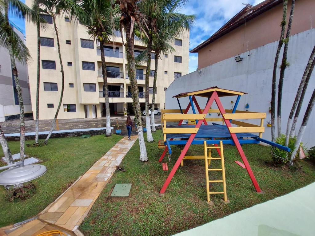  APARTAMENTO GUARUJA ENSEADA 3 DORM