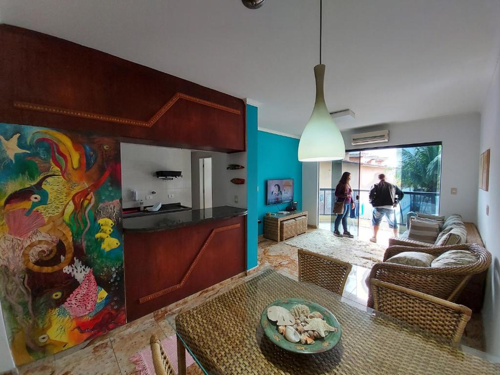  APARTAMENTO GUARUJA ENSEADA 3 DORM