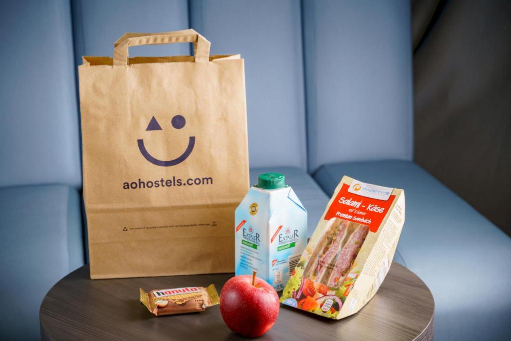 a&o München Hauptbahnhof - Resim 19