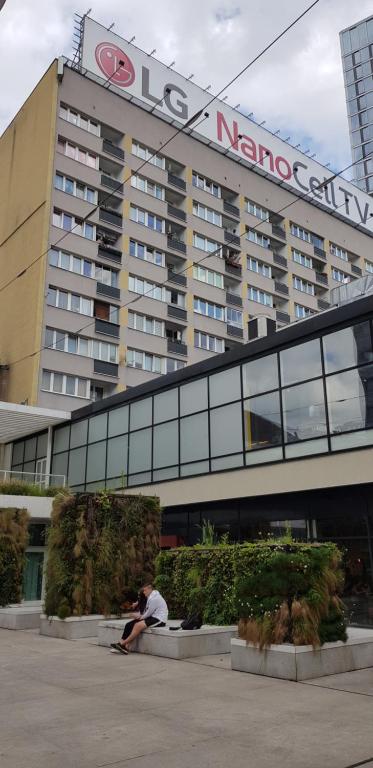Budova, v ktorej sa apartmán nachádza