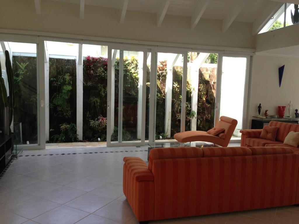  CASA NA PRAIA DE RIVIERA DE SAO LOURENCO a 150METROS DO MAR