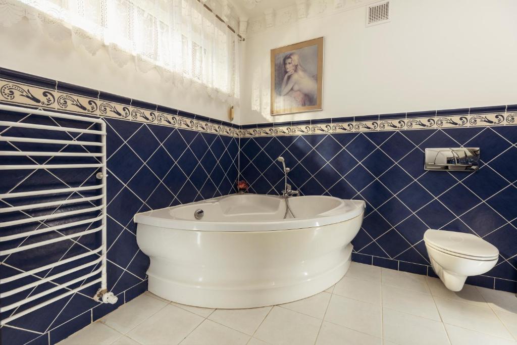Kúpeľňa v ubytovaní Villa Toscania-check in 24h