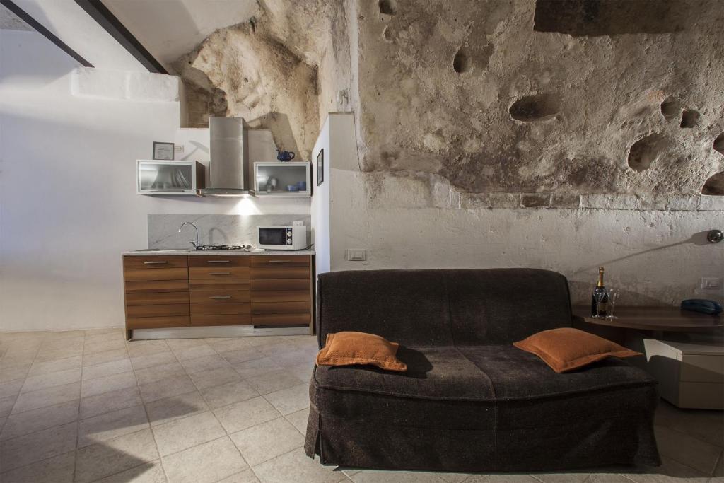 A kitchen or kitchenette at Residence San Pietro Barisano