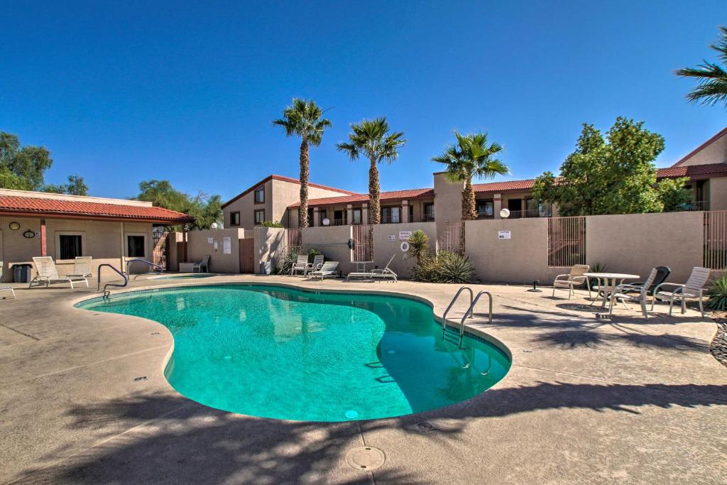 Kolam renang di atau dekat dengan Quiet Retreat about 5 Mi to Lost Dutchman State Park!