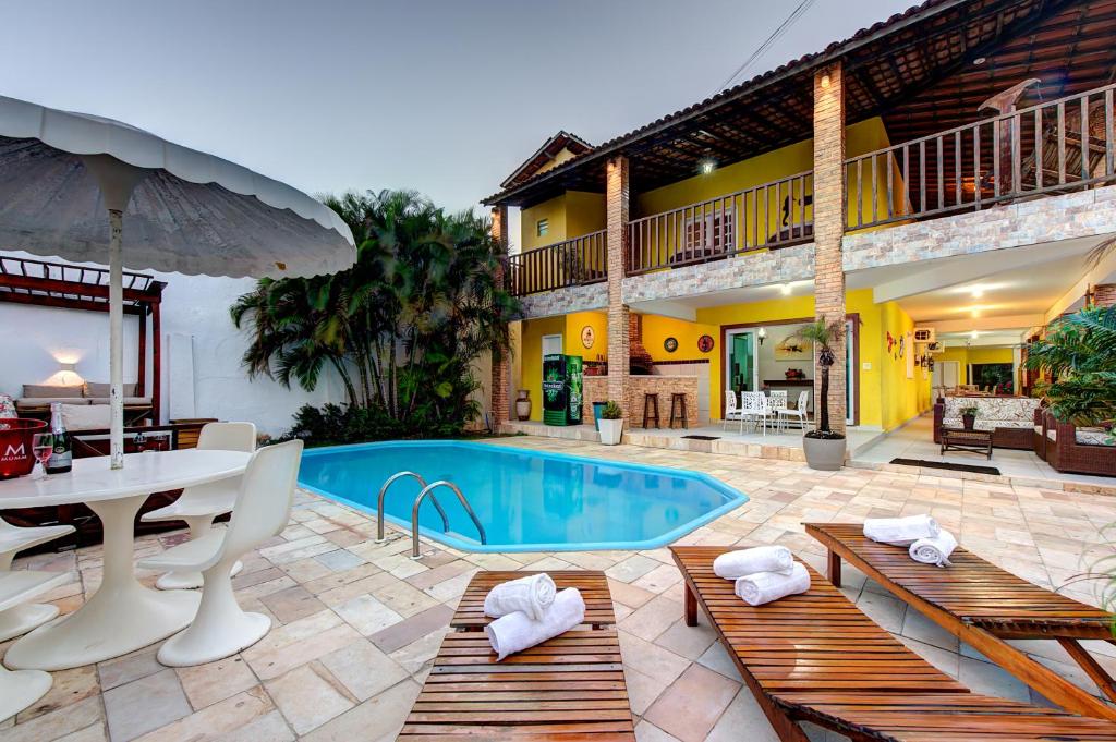  Casa ampla com piscina em Porto das Dunas by Carpediem