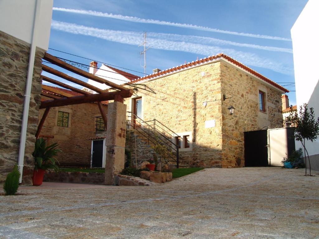 O edifcio onde a casa de hspedes est situado
