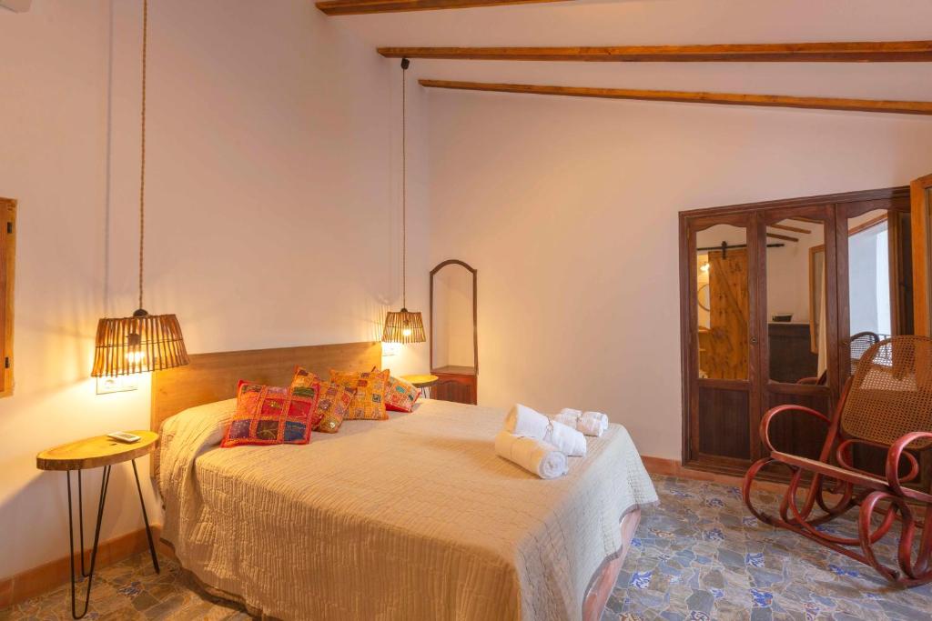 CASA RURAL CON ENCANTO-ALOJAMIENTO RURAL-La Casona Del Abuelo ...