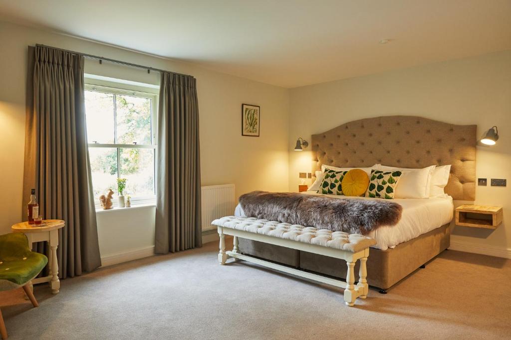 The Lime Tree Inn - 