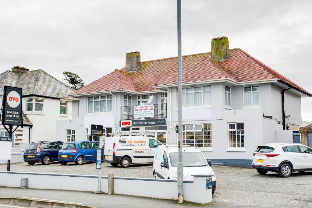 Gallery image of OYO Godolphin Arms Hotel in Newquay