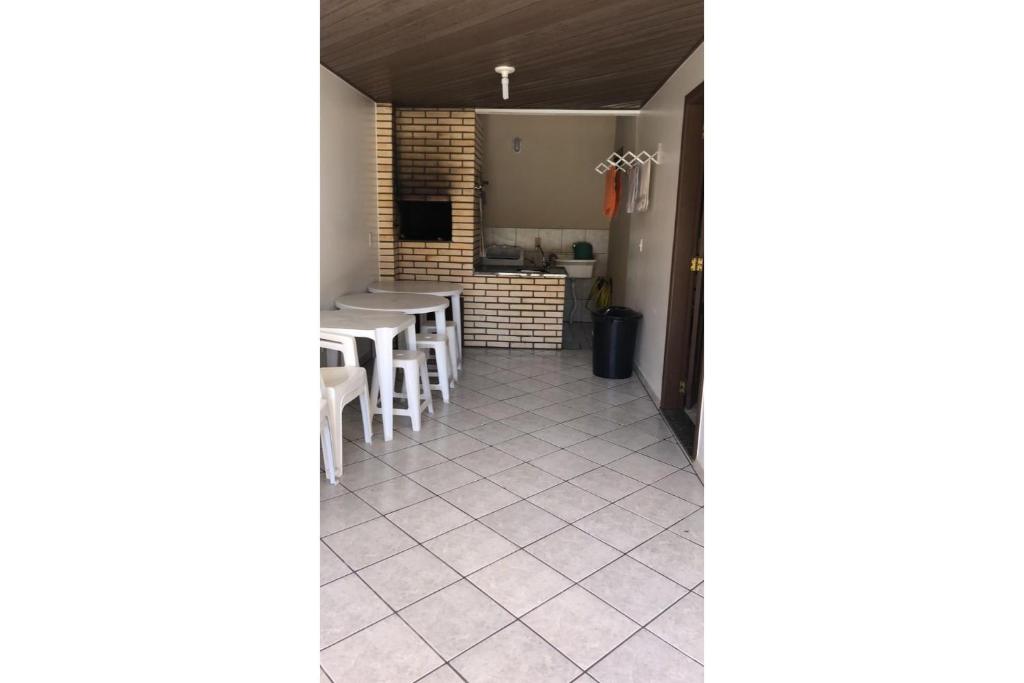 Casa em Bombinhas Próximo a Praia