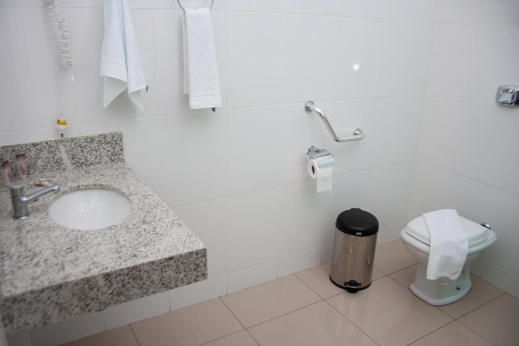 Koupelna v ubytování Apart Hotel Água Limpa