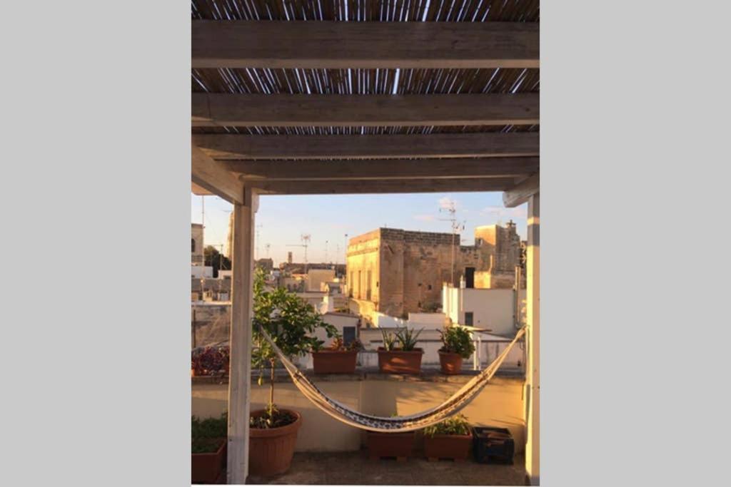 - Balcón con vistas a la ciudad en fior di loto, en Lecce