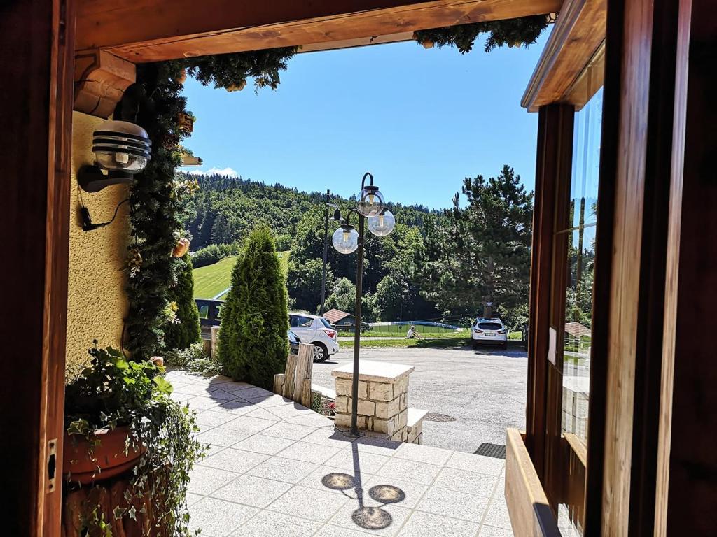 Vonkajšia záhrada v ubytovaní Residence Capriolo