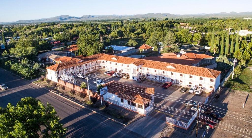 A bird's-eye view of Hotel Dublan INN