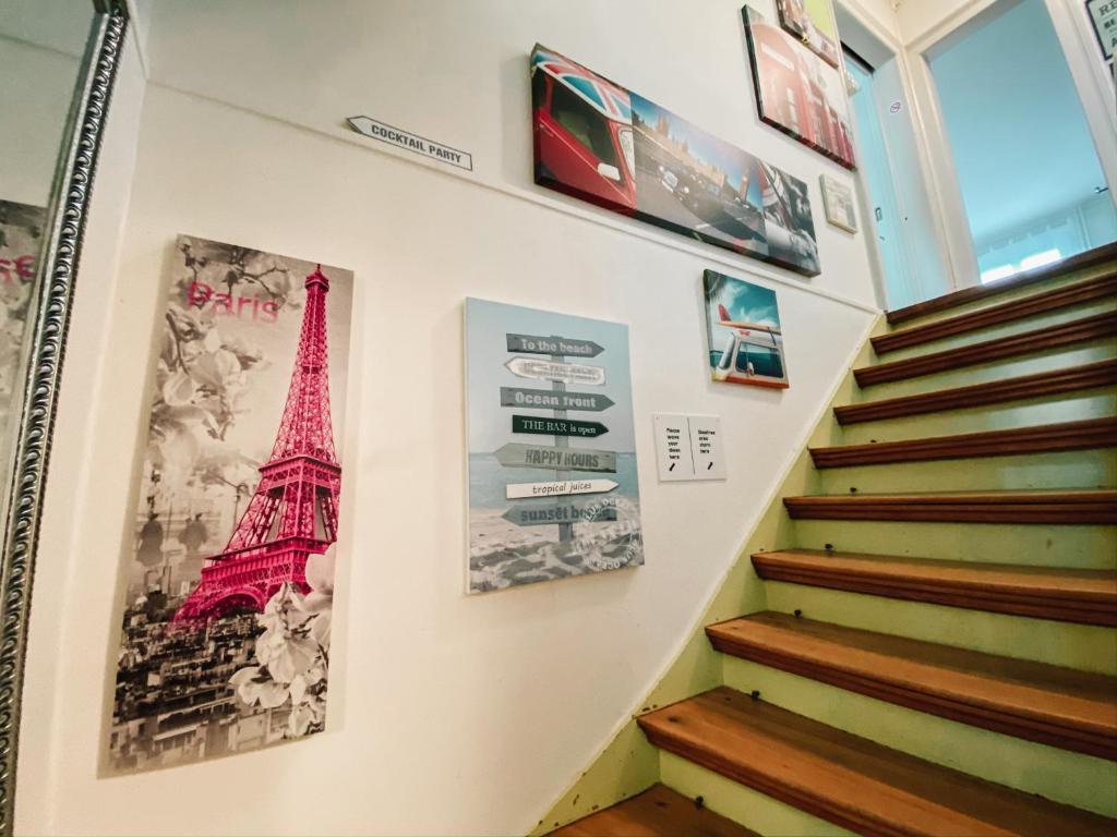 CityLodge St Gallen - 2 min to Marktplatz - Resim 38